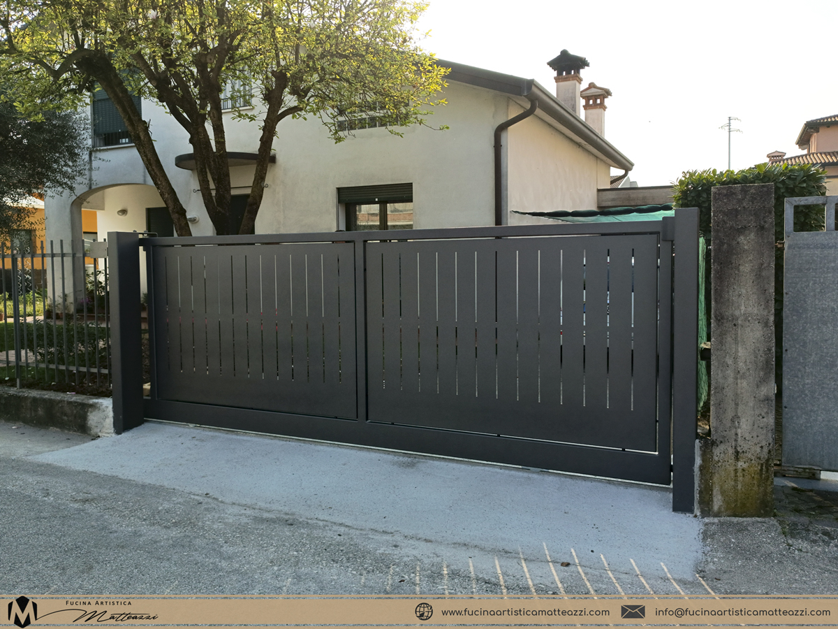 Cancello lamiera striscie Dueville
