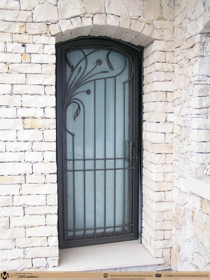 03 fucina artistica matteazzi   porta ferro battuto