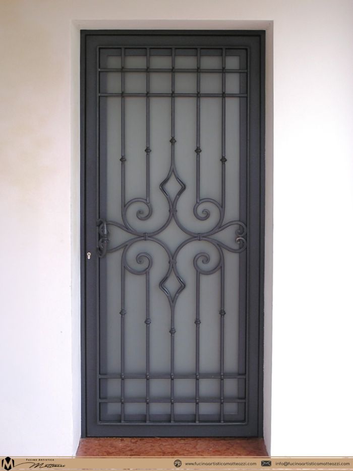 04 fucina artistica matteazzi   porta ferro battuto