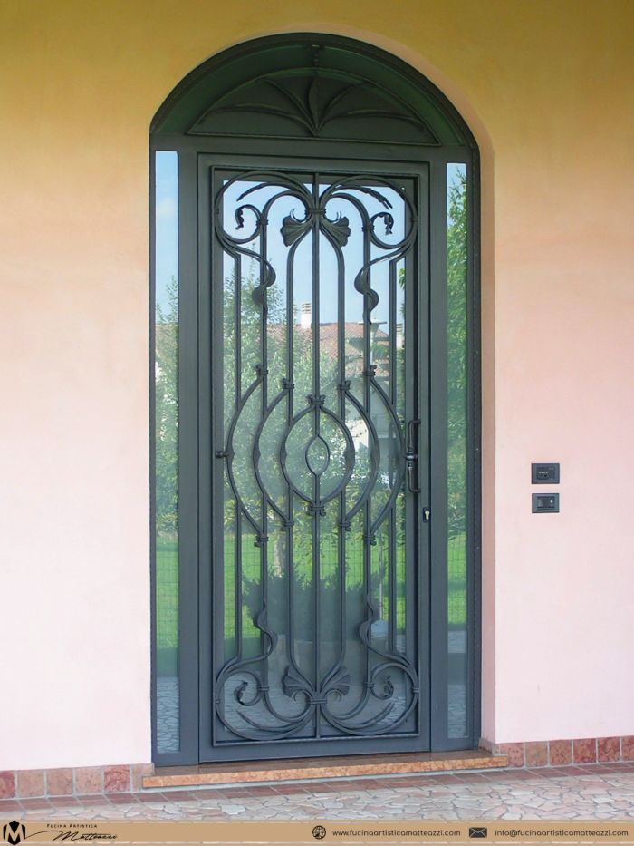 05 fucina artistica matteazzi   porta ferro battuto